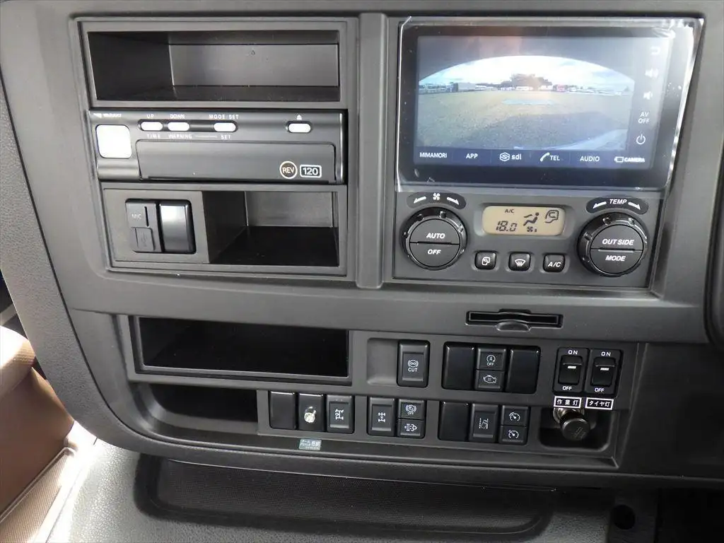 いすゞ ギガ  車両重機運搬 2PG-CYH77D R6｜画像14