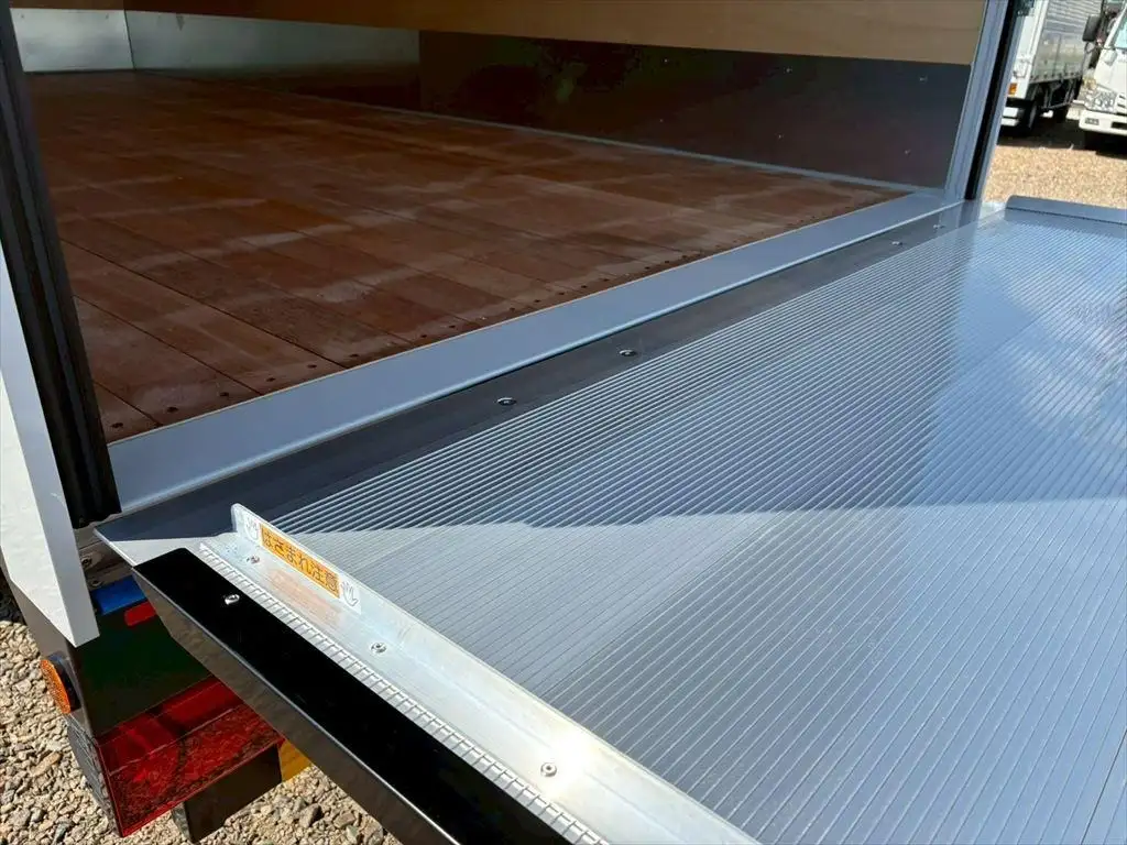 三菱 キャンター  アルミバン 2RG-FEB80 R7｜画像11