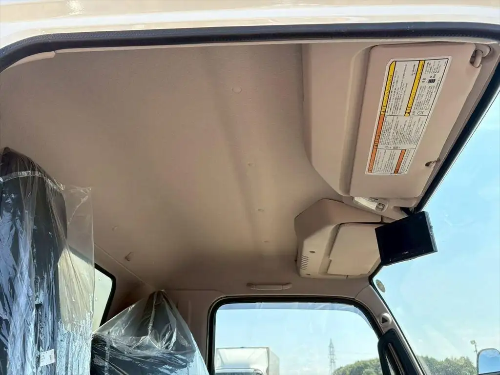 三菱 キャンター  アルミバン 2RG-FEB80 R7｜画像16