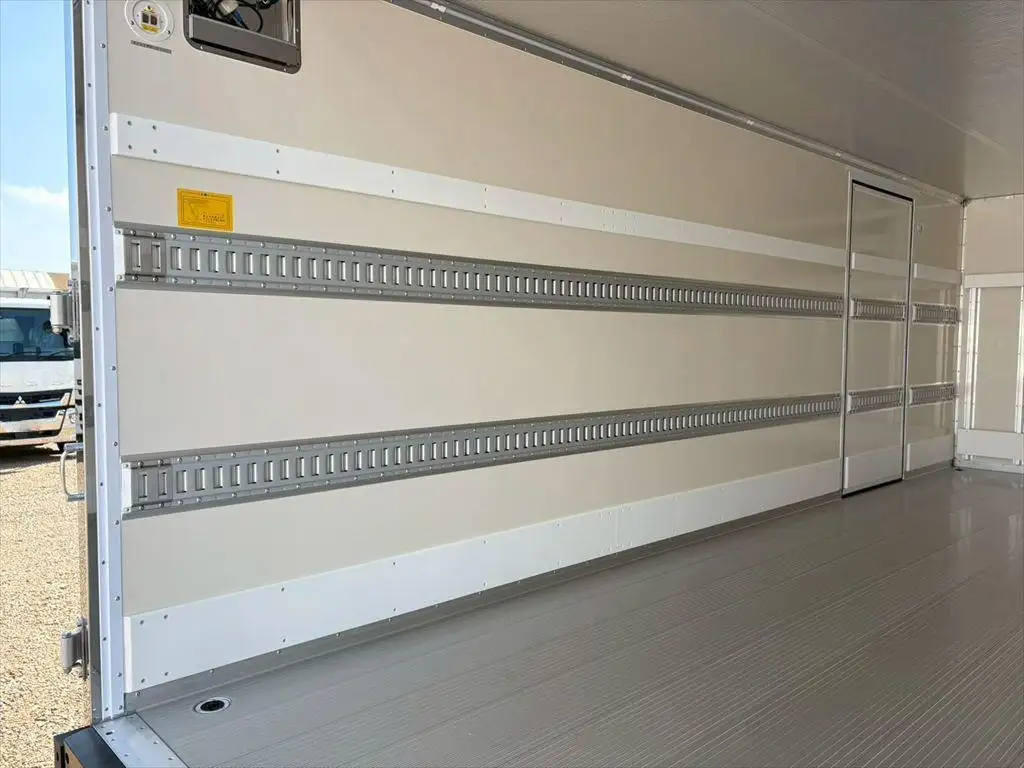 三菱 ファイター  冷凍冷蔵 2KG-FK65F R7｜画像8