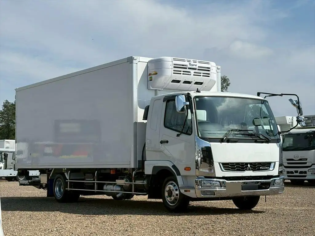 三菱 ファイター  冷凍冷蔵 2KG-FK65F R7｜画像2