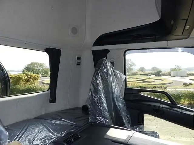 三菱 スーパーグレート  トラクター 2RG-FP84VDR R7｜画像13