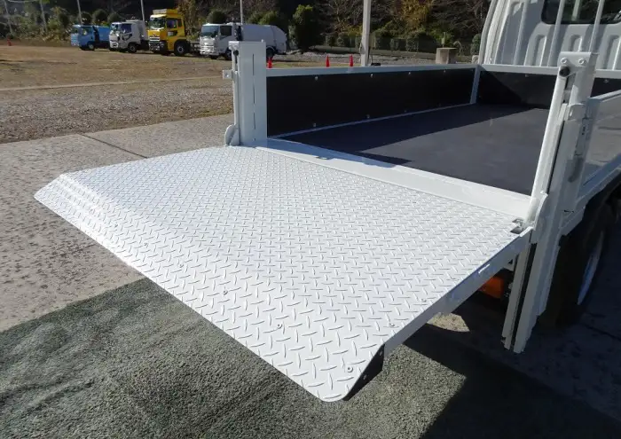 三菱 キャンター  平ボディ 2RG-FBAV0 R7｜画像10