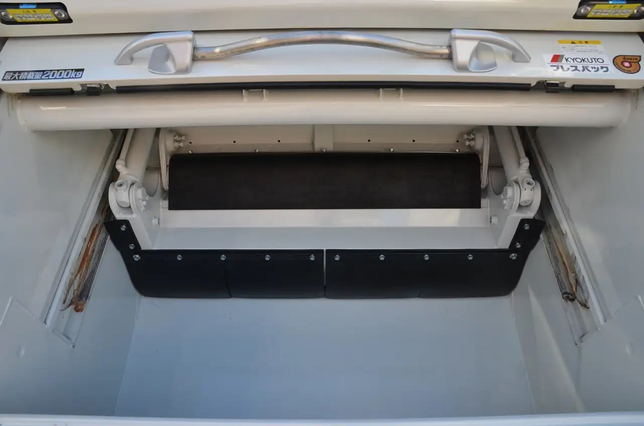 日野 デュトロ  パッカー車(塵芥車) 2KG-XZU605X R7｜画像7